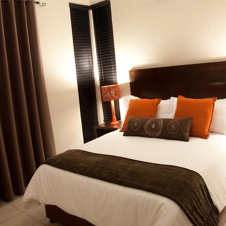 Hotel @ Цанін Екстер'єр фото